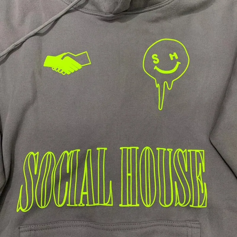 mmexport1570000653372