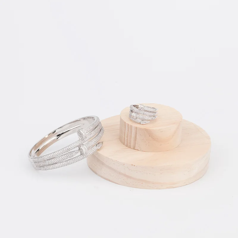 9699785718_817257084