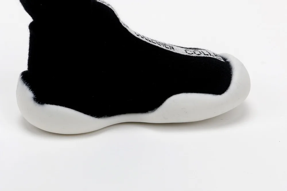 11562794582_1664261719