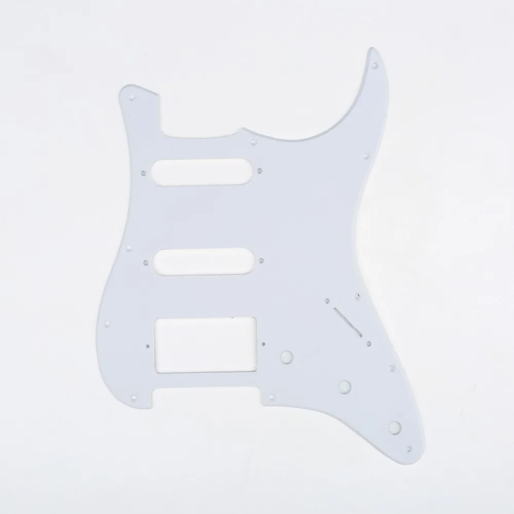 Musiclily SSH 11 Отверстие Страт гитары накладку и бэкплейт набор для Fender США/мексиканский стандарт Страт Стиль, 1Ply белый