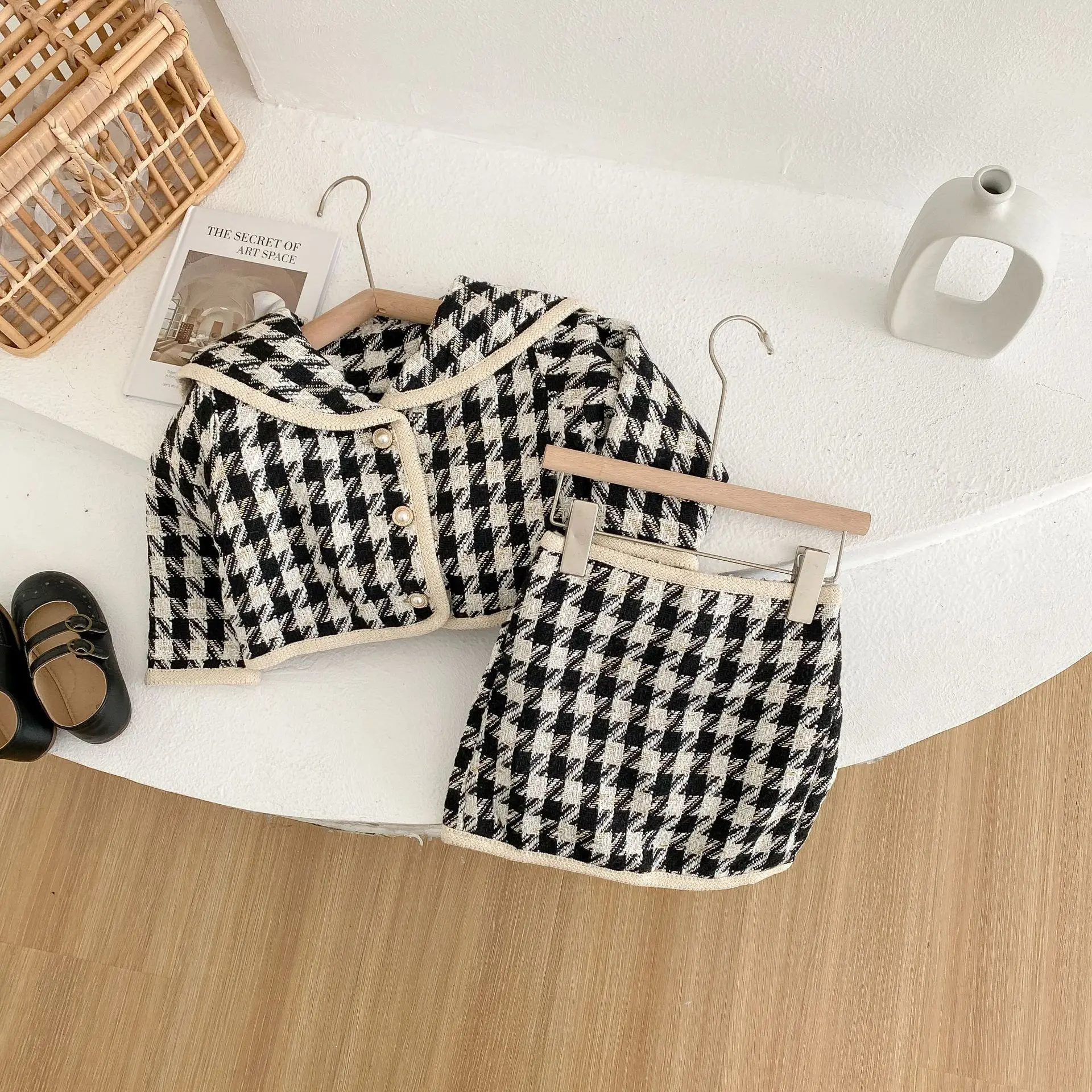 

Baby Girls Princess Clothes Set Winter Children Long Sleeve Plaided Coat+skirt 2pcs Swee Children's Clothing