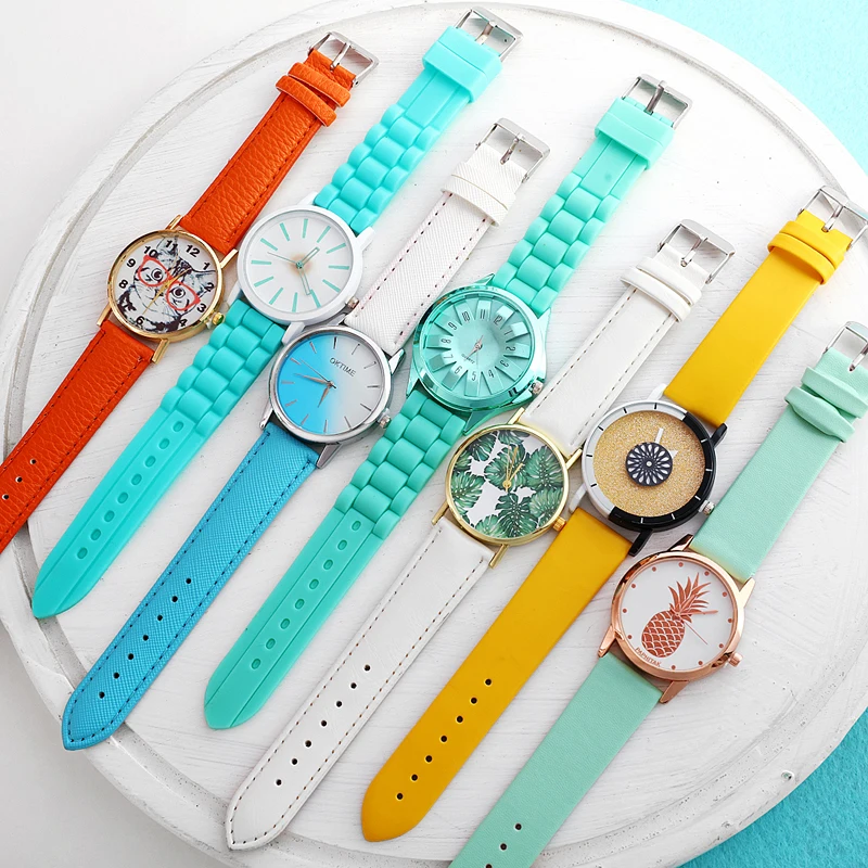 

Hesiod Random Style Discount Watches for Women Flower Tower Cat Star Watch Leather Silicon Strap Quartz Watches Surprise Gifts