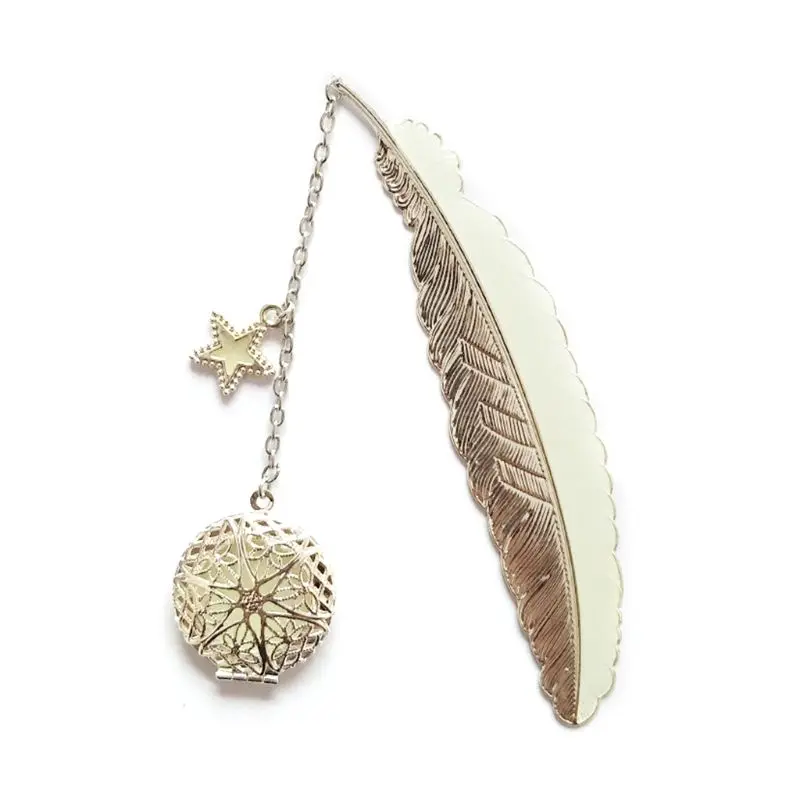 

Metal Luminous Feather Angel Bookmark Retro Moon Bookmark Fluorescent Big Five Stars Time Gem Exquisite Small Bookmarks