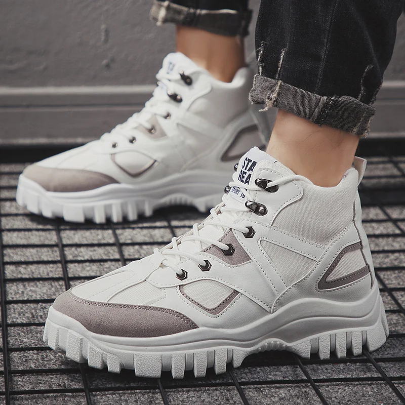 

New Mens Vulcanize Shoes 2019 Autumn Winter Fashion Platform Boots Men Lace Up Balck Sneakers Wear-Resisting Male Causal Shoes