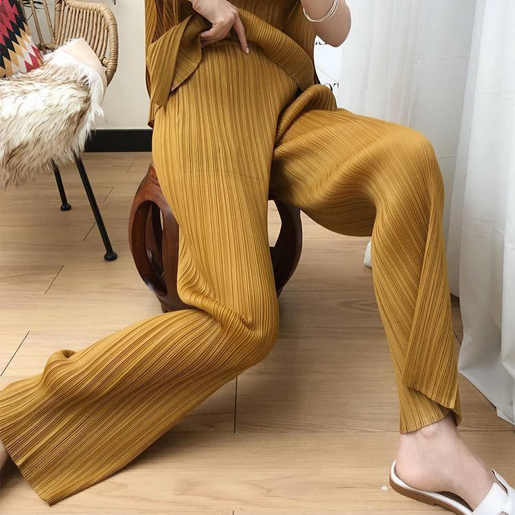 white capri leggings Miyake pleated pants women's loose straight pants women's spring/summer 2021 new high waist trousers  Folds  LOOSE wide leg pants