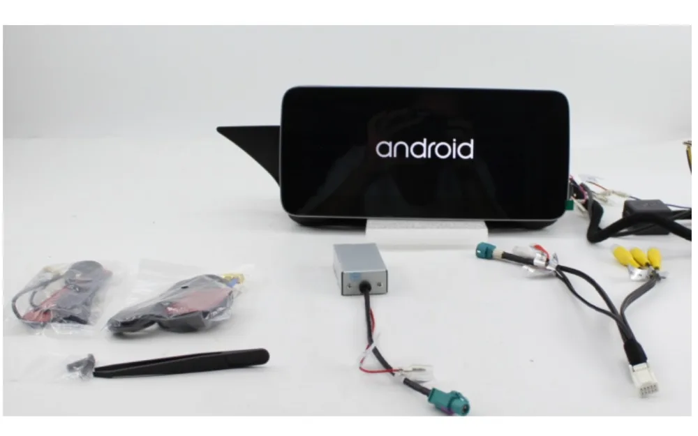 Perfect Liandlee Car Multimedia Player NAVI Wireless CarPlay For Mercedes Benz MB E Class W212 2009~2016 Car Radio GPS Navigation 7