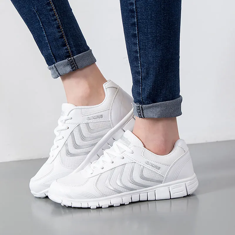 

Breathable mesh sneakers women shoes flats 2019 summer autumn lace-up round toe light shoes woman sneakers zapatillas mujer