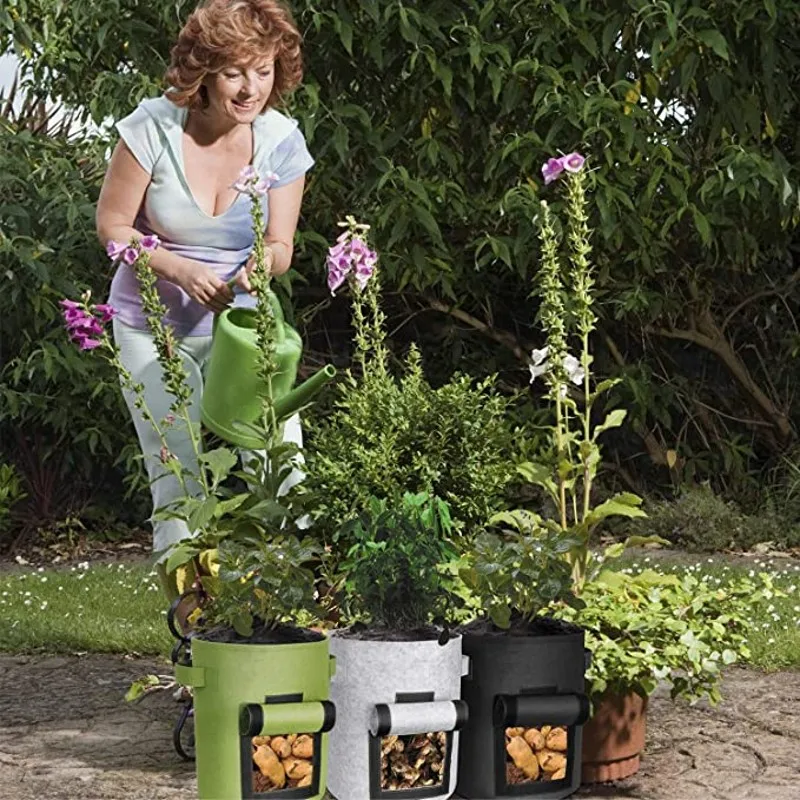 81883USkT5L._AC_SX679__conew1