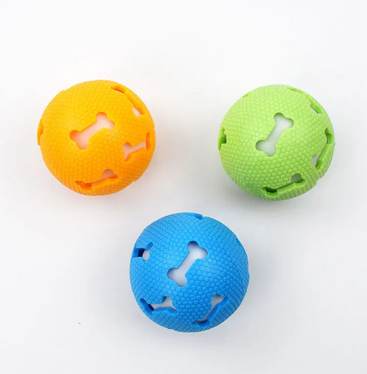 New pet toy hollow skeleton light vocal ball 7.5cm training dog bite natural rubber toy dog toys for small dogs