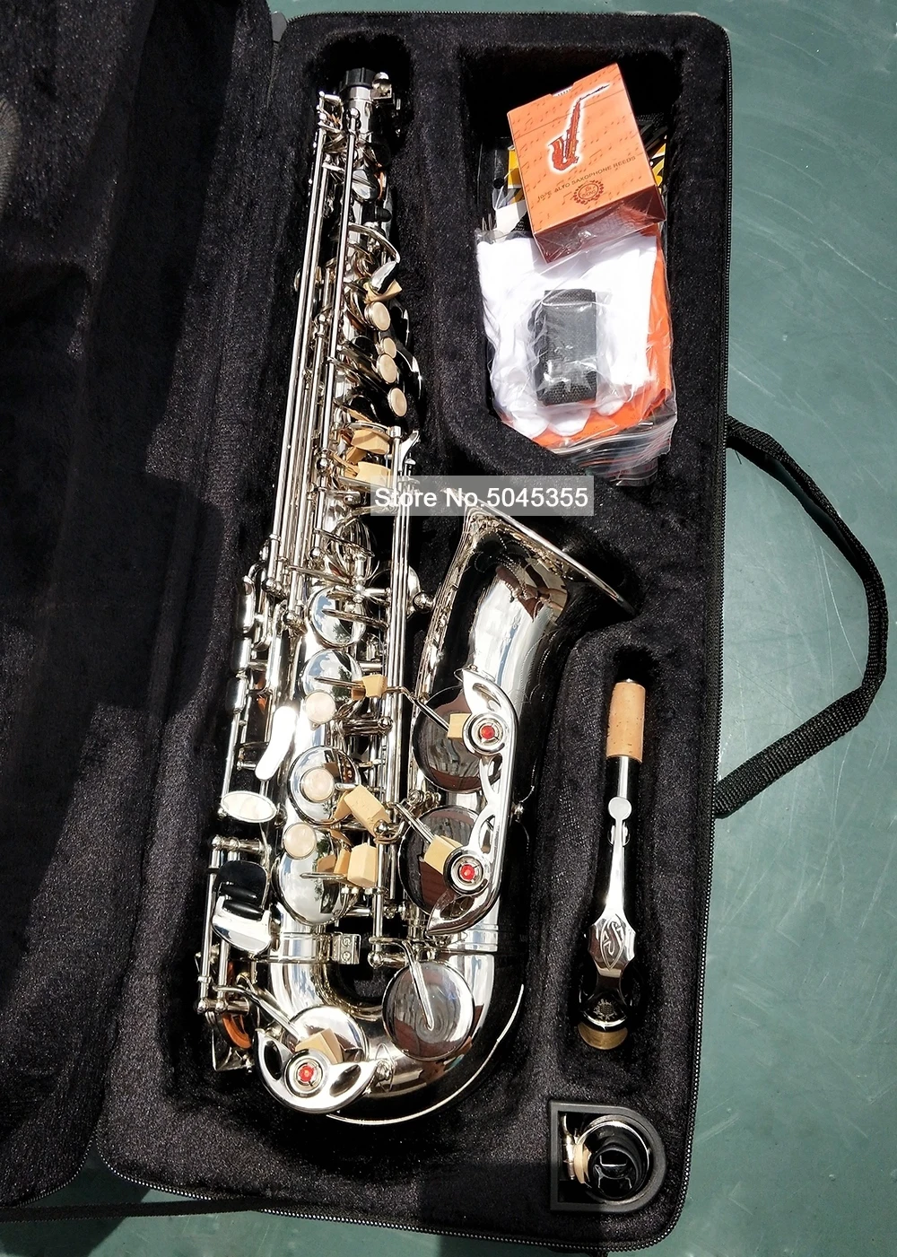 Classic Mark Model Alto Eb Tune Saxophone Nickel Plated E Flat Sax With Case Mouthpiece Reeds Straps Professional