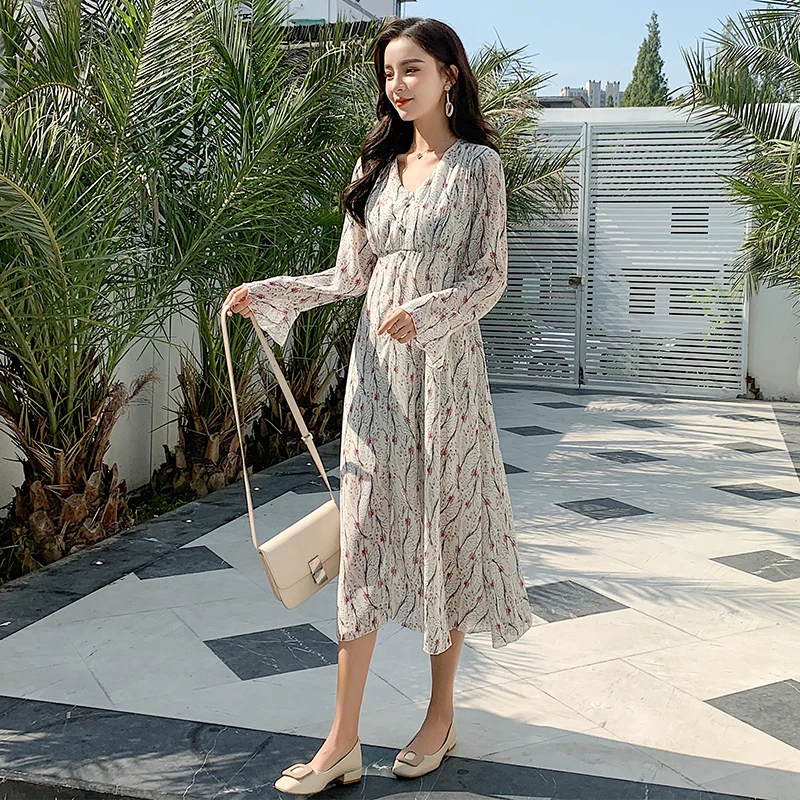 

2019 Autumn Vintage Floral Print V-neck Women A-line Dress Elastic Waist LOOSE Female Midi Dress Vestidos