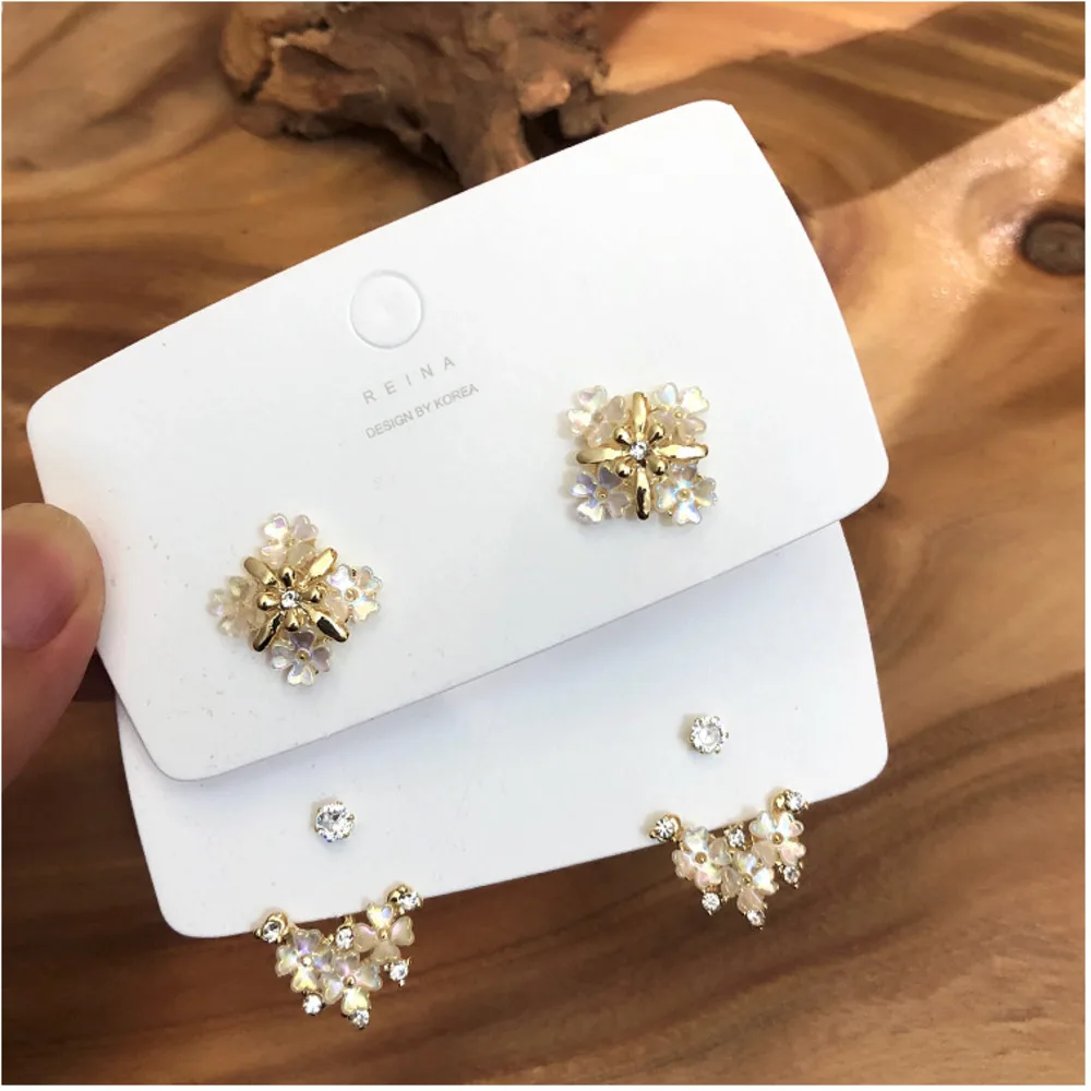 

2019 Korean New Colorful Shell Wreath Stud Earrings For Women Irregular Metal Sweet Flower Shell Small Cirlce Brincos Gift