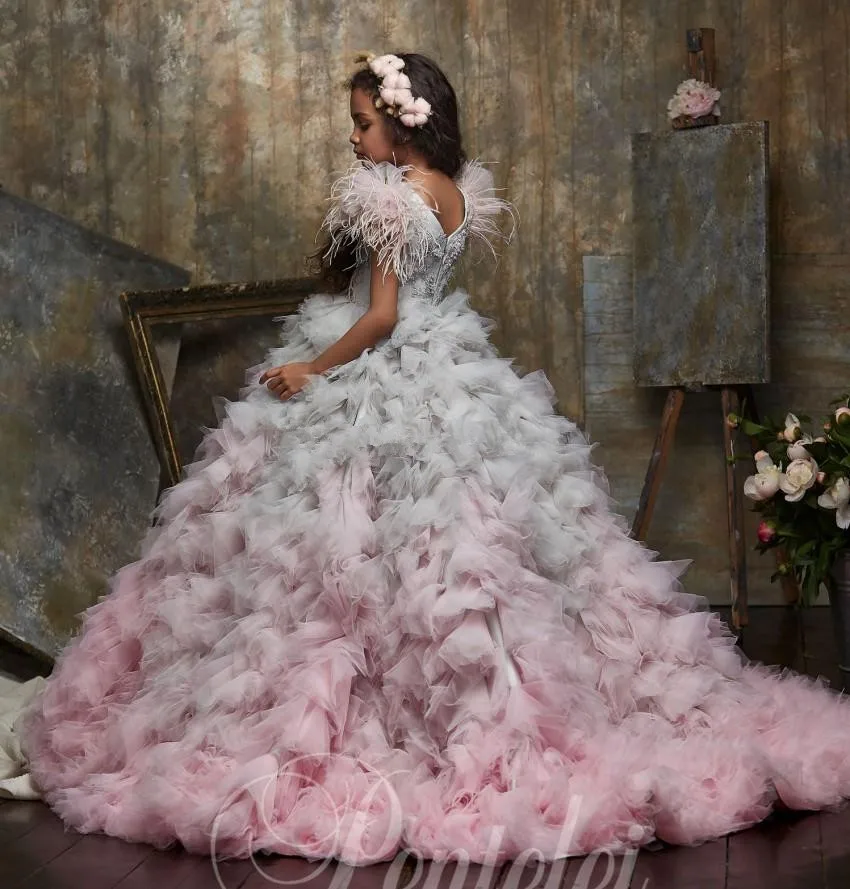 Ombre Feather Ball Gown Flower Girl Dresses For Wedding Beaded Bateau Neck Appliqued Toddler Pageant Gowns Tulle Kids Prom Gowns