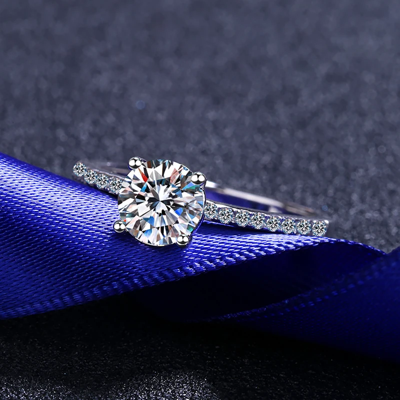 1ct Round Brilliant cut Engagement ring designer 925 Silver
