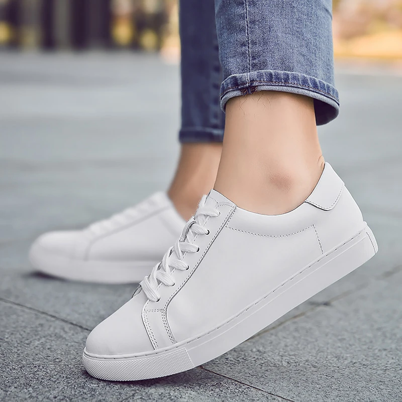 comfortable white sneakers for walking