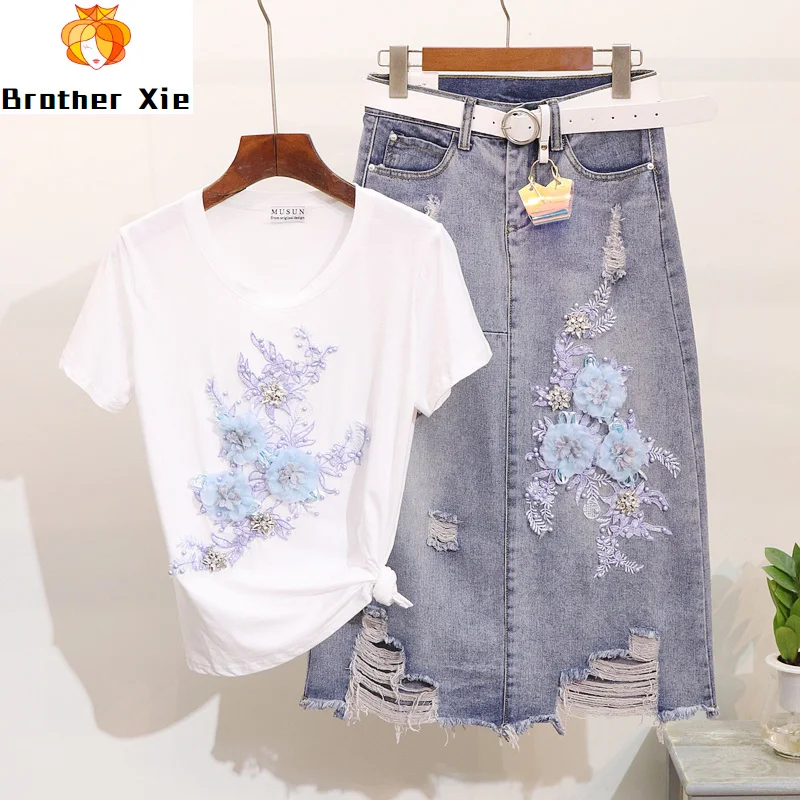 

Spring Summer 2020 New Euro-American Pearl Drilled Flower T-shirt + Grinded Jean Mid-calf Length Skirt Two-piece Suit for Women