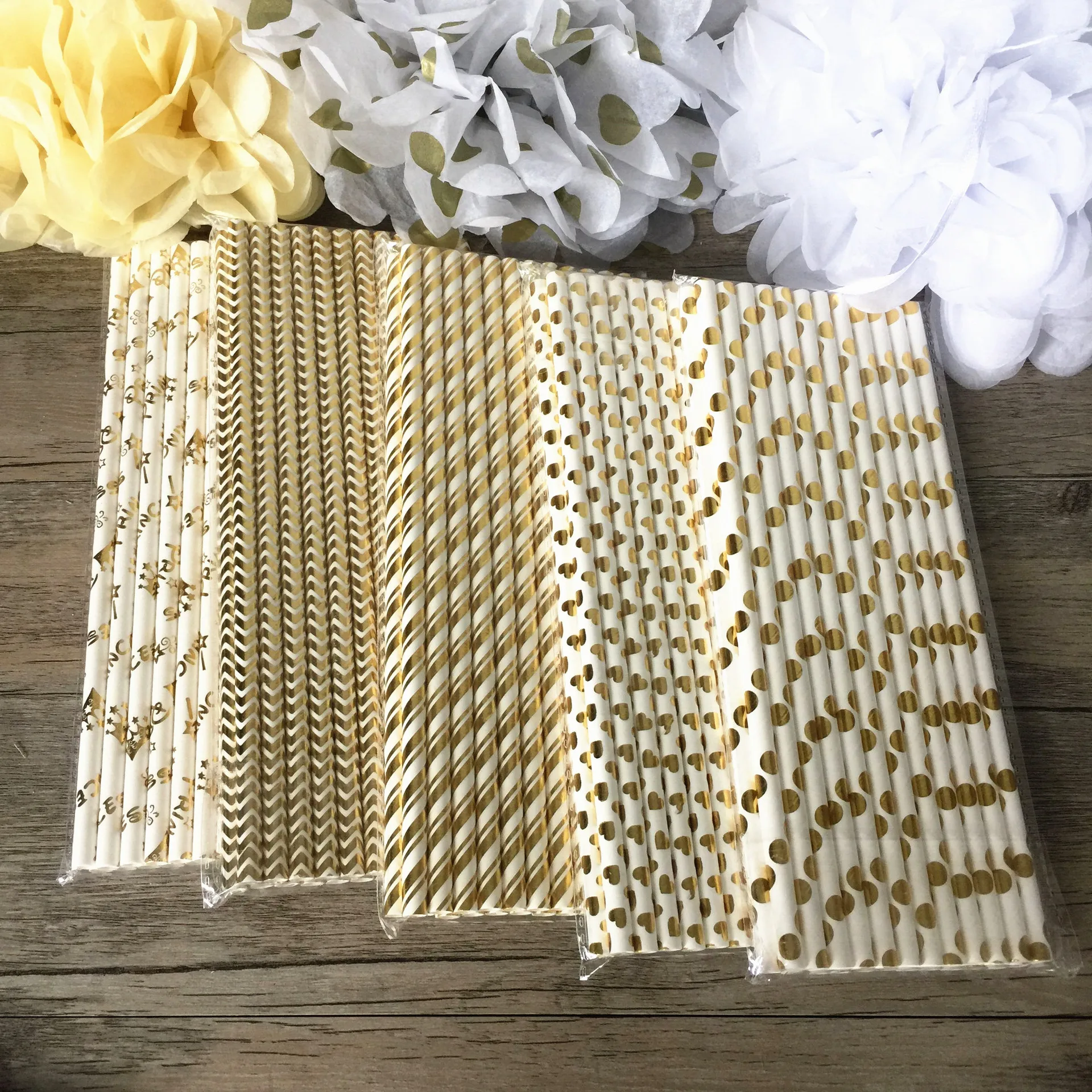 

Paper Straw Hot Gold Crown Love Striped Wave Point Style Straw Plain Gold and Silver Series Party Decoration Supplies