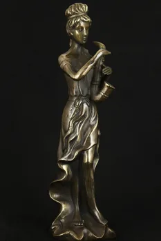 

Noble Asian Chinese Old Copper Collectable Saxophone Belle Statue