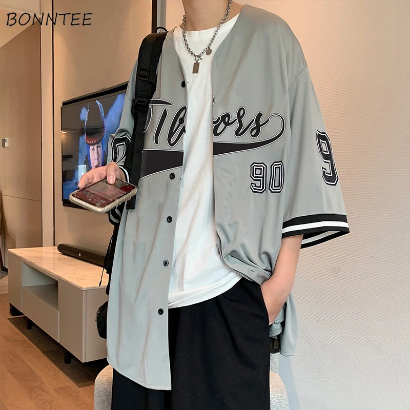 Men Short Sleeve Shirts Vintage Fashion Streetwear Hip-hop V-neck Summer Ins Baseball Outwear Chic Korean Style Harajuku Leisure casual short sleeved shirt short sleeved shirt