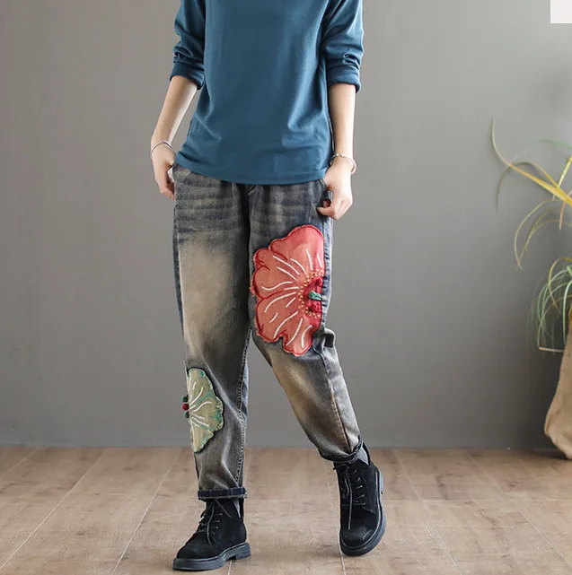 Осенние женские джинсы с эластичной резинкой на талии, свободные ретро джинсовые штаны, Werainyee, новинка, женские Выбеленные повседневные брюки с вышивкой