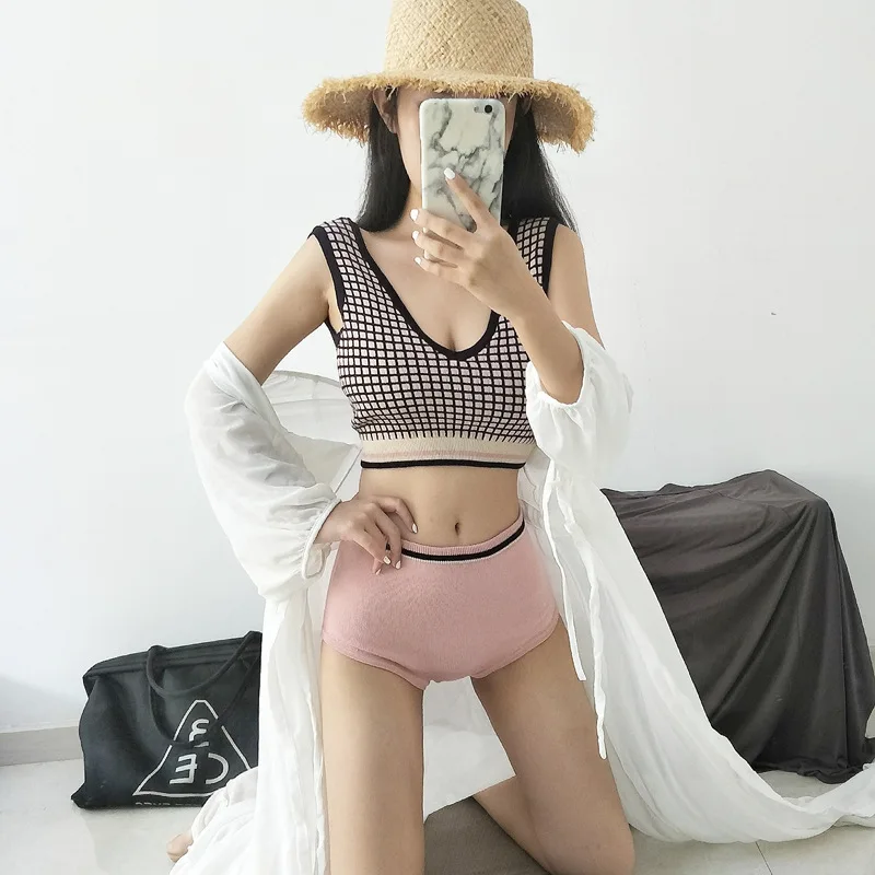 

South Korea Summer INS Retro Sexy V-neck British Style Plaid Split Type Knitted Swimsuit Women's Two-Piece Set Backless Swimwear