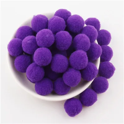 32 dark purple Помпоны пушистый мягкий плюш 2 см большой помпон 20 мм Цветные шерстяные шары шар для детей для самостоятельного изготовления материалы для рукоделия украшения 20 г - Цвет: 32 dark purple