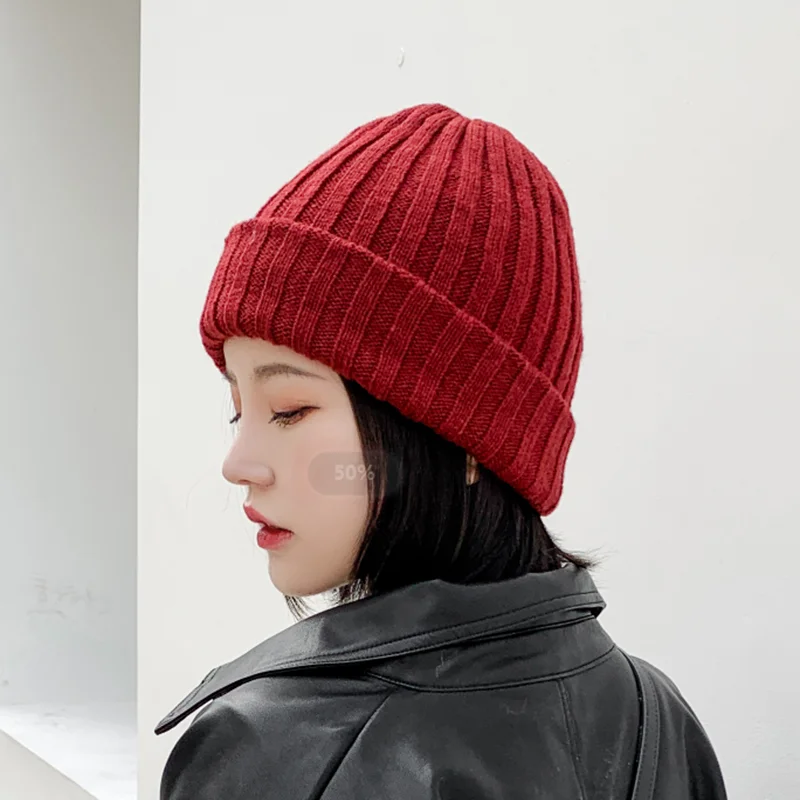 Женская однотонная Повседневная теплая вязаная шапка Skullies Beanies шапки бини женский корейский стиль Элегантный Красивая осенне-зимняя модная шапка