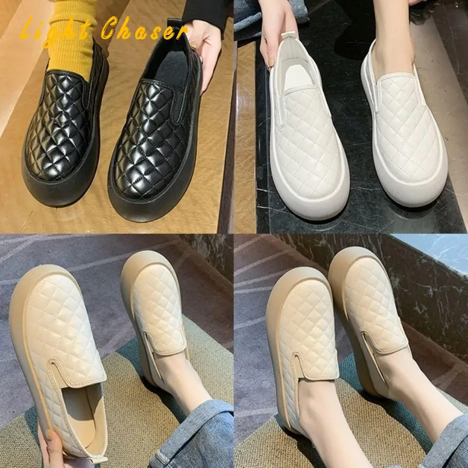 Women Boots Ultralight Winter Shoes Women Ankle Botas Mujer Waterpoor Snow Boots Female Slip On Flat Casual Shoes Plush Footwear