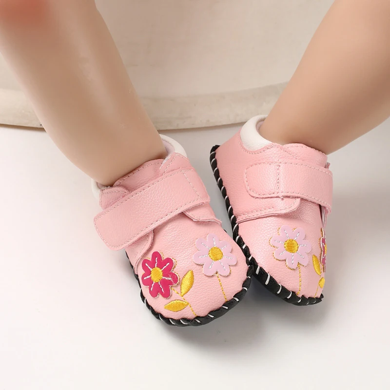 Детская кожаная обувь; коллекция года; сезон весна-осень; обувь для новорожденных девочек; детская дышащая обувь с мягкой подошвой; scarpe bimba