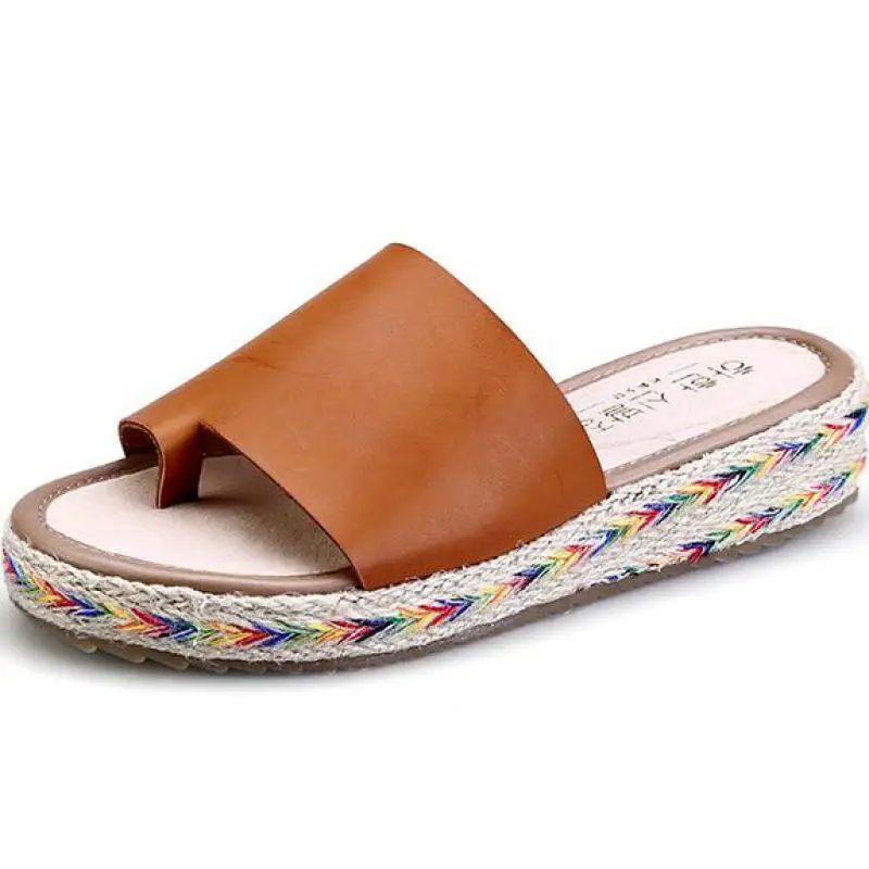 

Women Platform Slippers Summer Flat Shoes Beach Sandals Lady Casual Large Size Flip Flops Outdoor Fashion Open Toe Woman Slipper