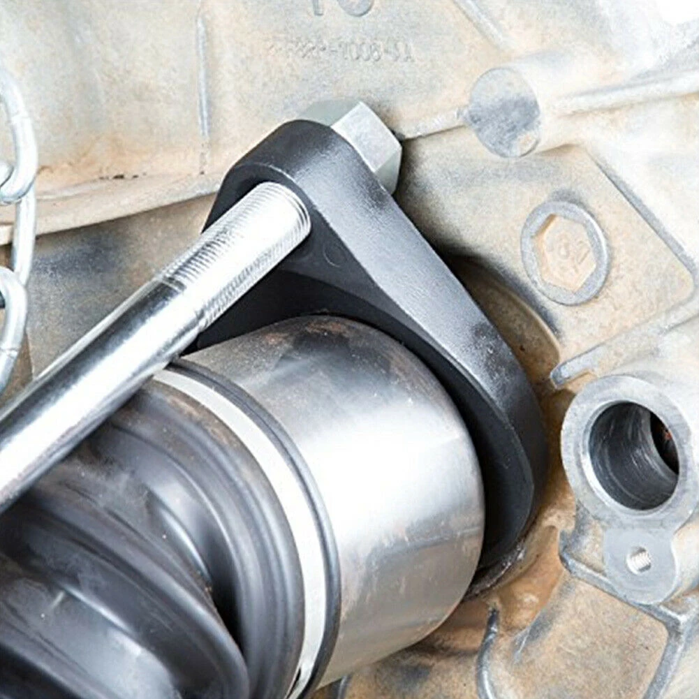 1PC Wheel Hub Tool Car Front Drive Wheel Bearing Hub Puller Axle Installer Remover Carbon Steel for Tire Hub Maintenance