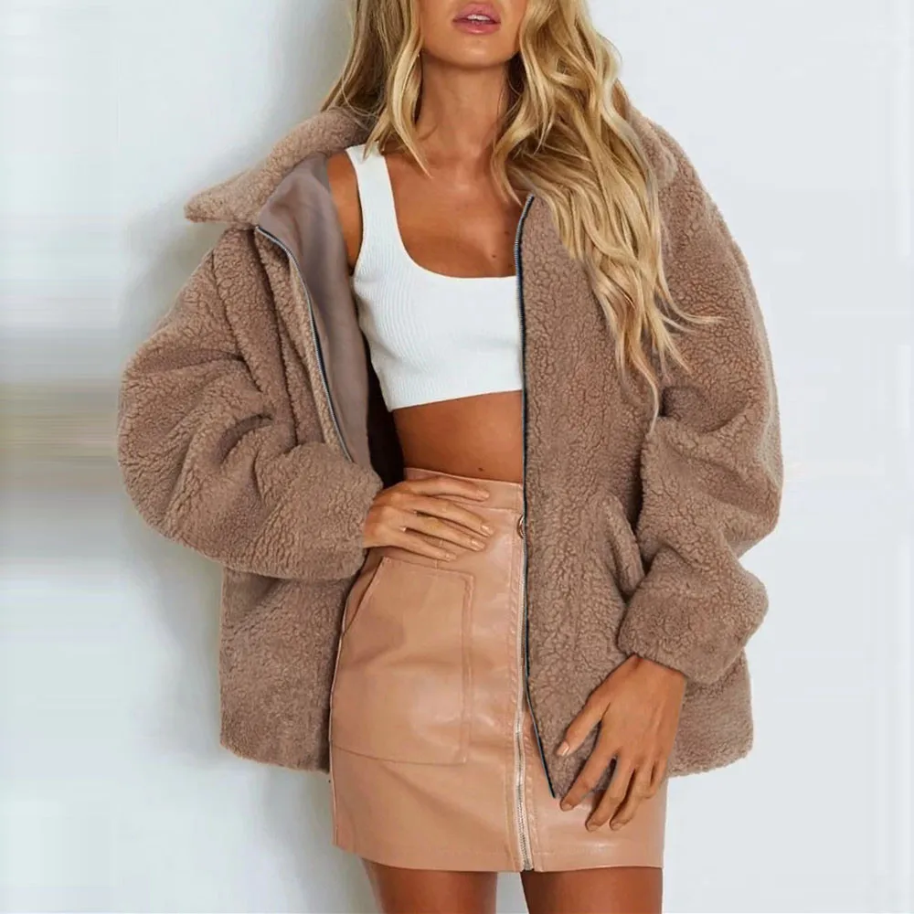 

Fashion winter woman coat Long Sleeve Faux Shearling Boyfriend Winter zipper faux fur coat Casual outerwear fluffy jacket
