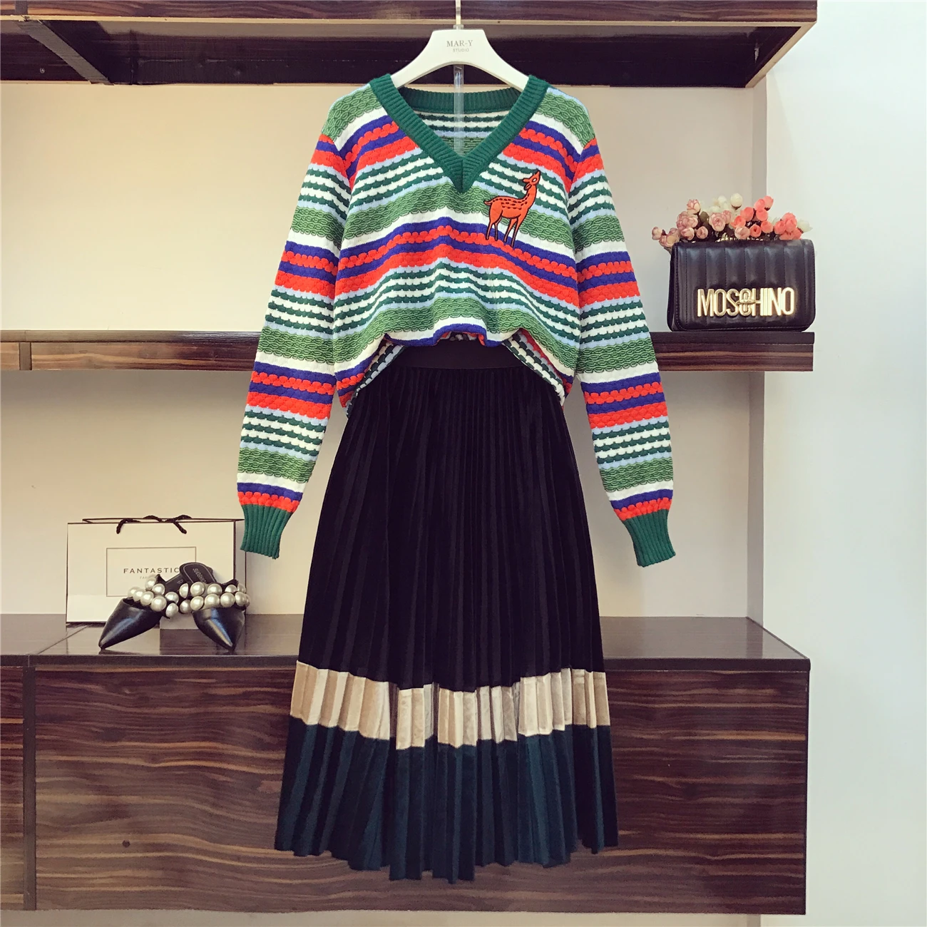 

New Autumn Skirt Sets Women Fashion V-neck Striped Loose Knit Sweater + Velvet Skirt Two-piece Suit Female Lady Long Skirt Sets