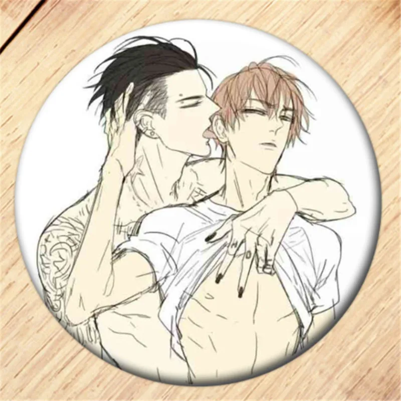 Free Shipping Anime YURI!!! on ICE Brooch Pin Cosplay Badge Accessories For Clothes Backpack Decoration Children's gift B010