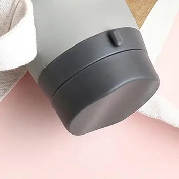 

Silicone Folding Water Bottle Outdoor Sports Supplies Portable Water Bottle Convenient Travel Anti-scalding Insulated