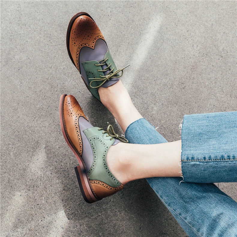 Yinzo/женские туфли-оксфорды из натуральной кожи на плоской подошве; женские кроссовки; женские броги в винтажном стиле; повседневная обувь для женщин; модель года; Цвет зеленый, коричневый