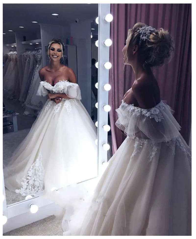 Свадебное платье принцессы Милая Аппликация 3D Цветы Тюлевое платье невесты без спинки свадебное платье в стиле бохо Бальные платья