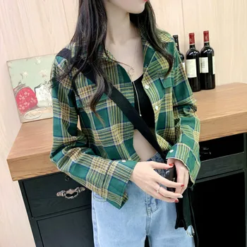 

Female Ins Retro Plaids Shirt Checked Single-breasted Blouses Spring Autumn Casual Blusas High Waist Turn Down Collar Crop Tops