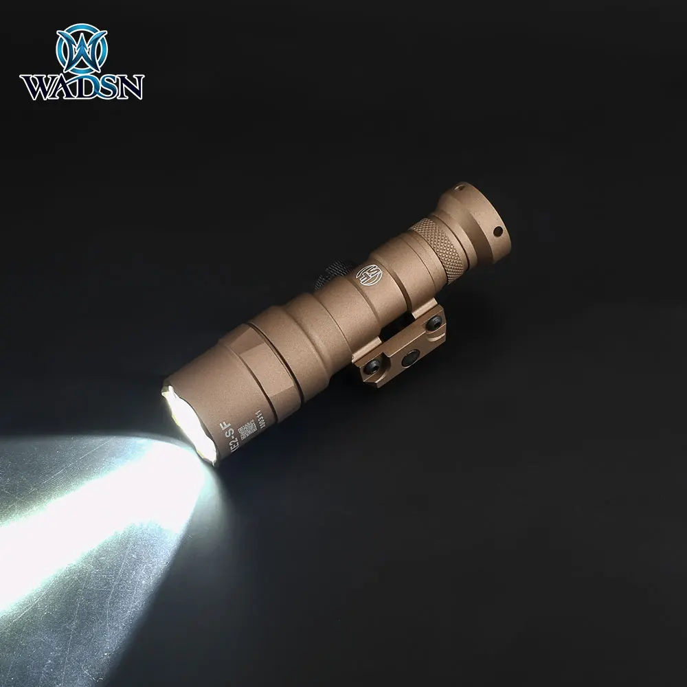 US $61.17 WADSN Tactical Flashlight M300SF Dual Fuel LED Scout Light Fit 20mm Picatiny Rail 950 Lumens Softair Torch WD04008 Weapon Lights