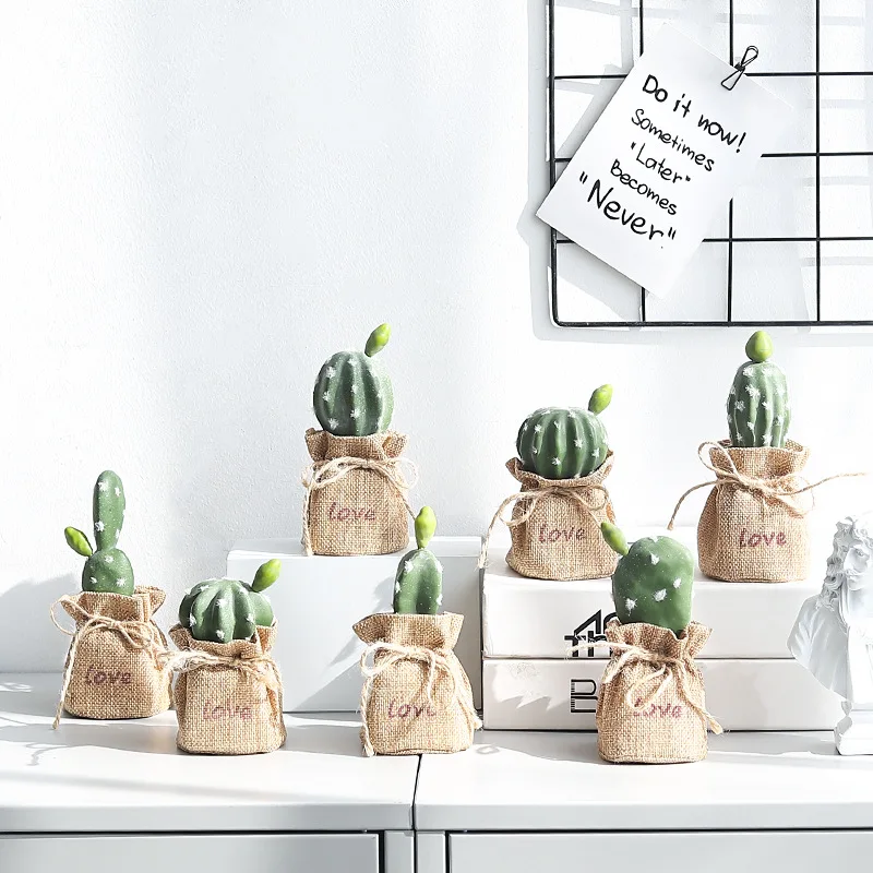 Nordic Artificial Cactus Resin Figurines Miniature Decorative Living Room Office Home Decoration Accessories | Дом и сад