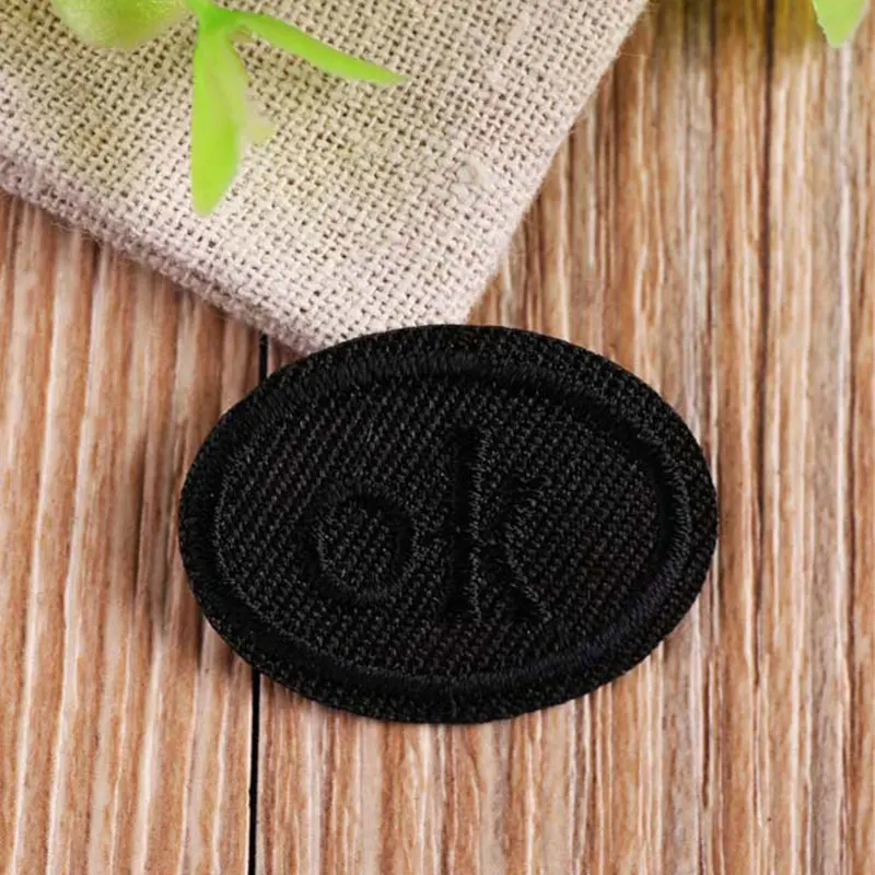 black Высокое качество Многоцветный OK Овальный Повседневный теплообмен железа на патчи для одежды DIY Одежда патч, Аксессуары Новое поступление - Цвет: black