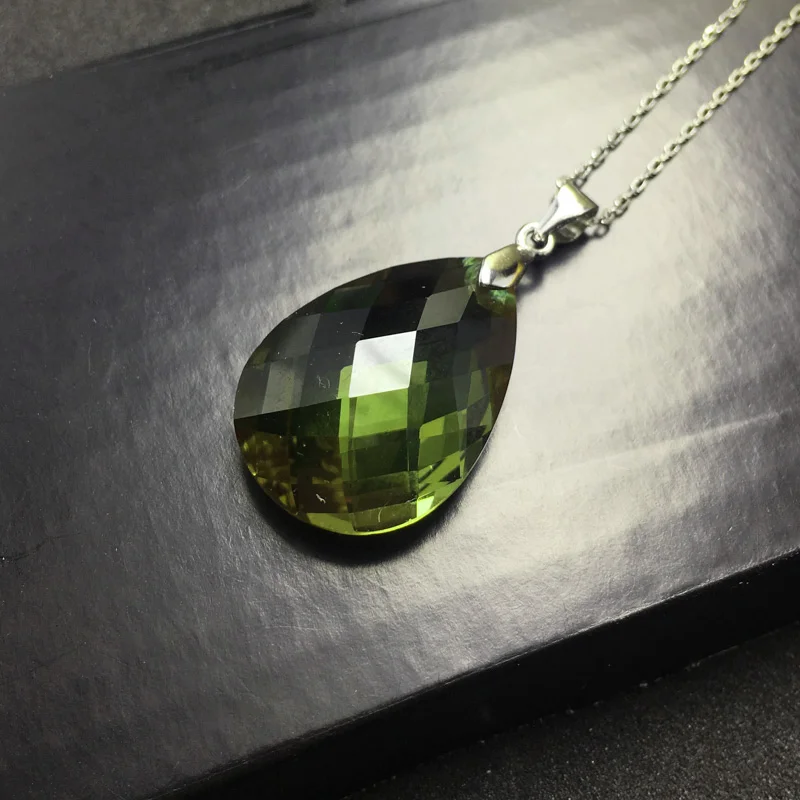 Pear 18*25mm Zultanite Pendant Necklace Sterling 925 Silver Created Sultanite Color Change Fine Jewelry Women Wedding Gift pendant necklace,silver necklace,silver pendant