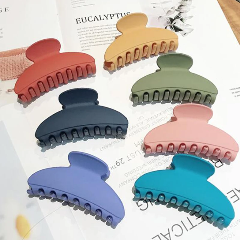 

New Fashion Large 9cm Solid Color Acrylic Hair Clips Girls Hairpins Crab Claws Clamp Hair Girls Women For Accessoires Headdress