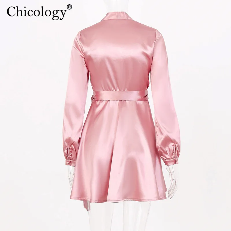 Женское вечернее платье Chicology неоновое мини на шнуровке с длинным рукавом