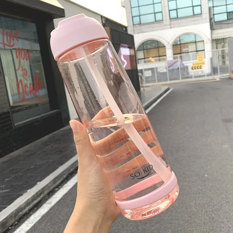 Розовый Цветная чашка для воды с соломинкой Для дома простая соломенная чашка с ручкой портативная кружка с ремнем Спортивная бутылка 1000 мл - Цвет: Розовый