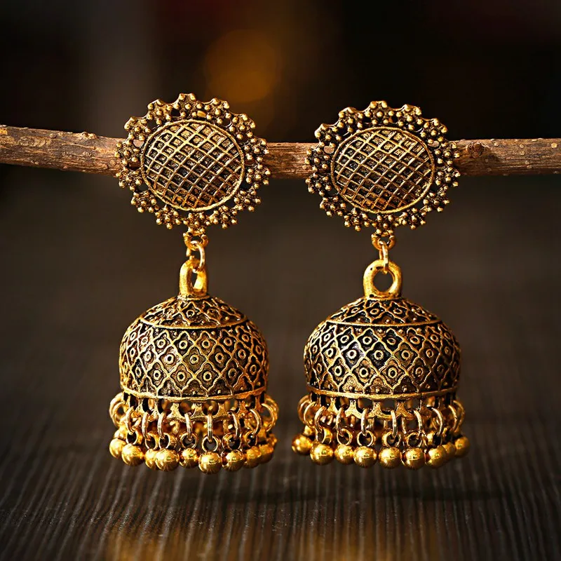 Women's Retro Flower Gold Jhumka Earrings Indian Jewelry 2020 Classic Beads Tassel Ladies Earrings Hangers