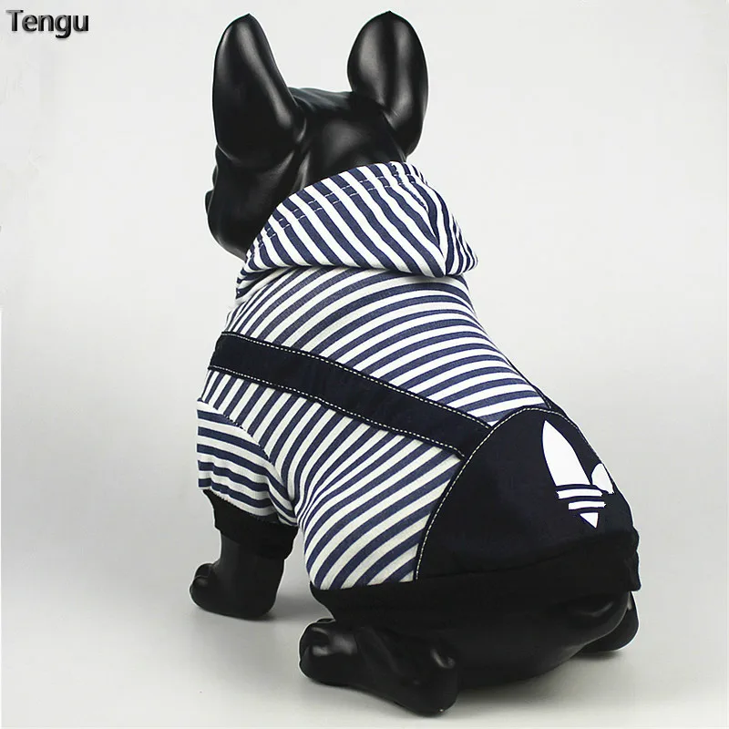 

Black striped cat sport hoodie sweater suitable for outdoor yorkshire clothes for autumn and christmas dress for dogs or cats
