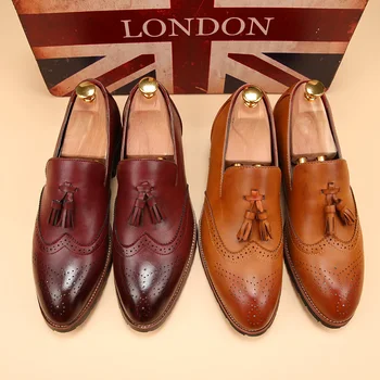 

2019 New Men Tassel Loafers Italian Dress Shoes Casual Loafer for Men Slip-on Wedding Party Shoes Male Designer Leather Shoes