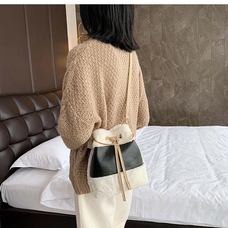 iVog New Arrival Everyday Female Small Crossbody Messenger Handbag Fur cc Geometric Fashion Bucket Bags for Women