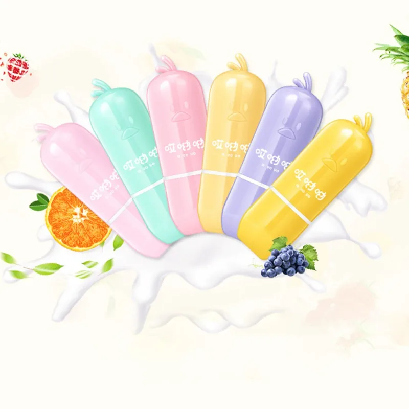 Питательный увлажняющий бальзам для губ в милом стиле гладкие тонкие линии